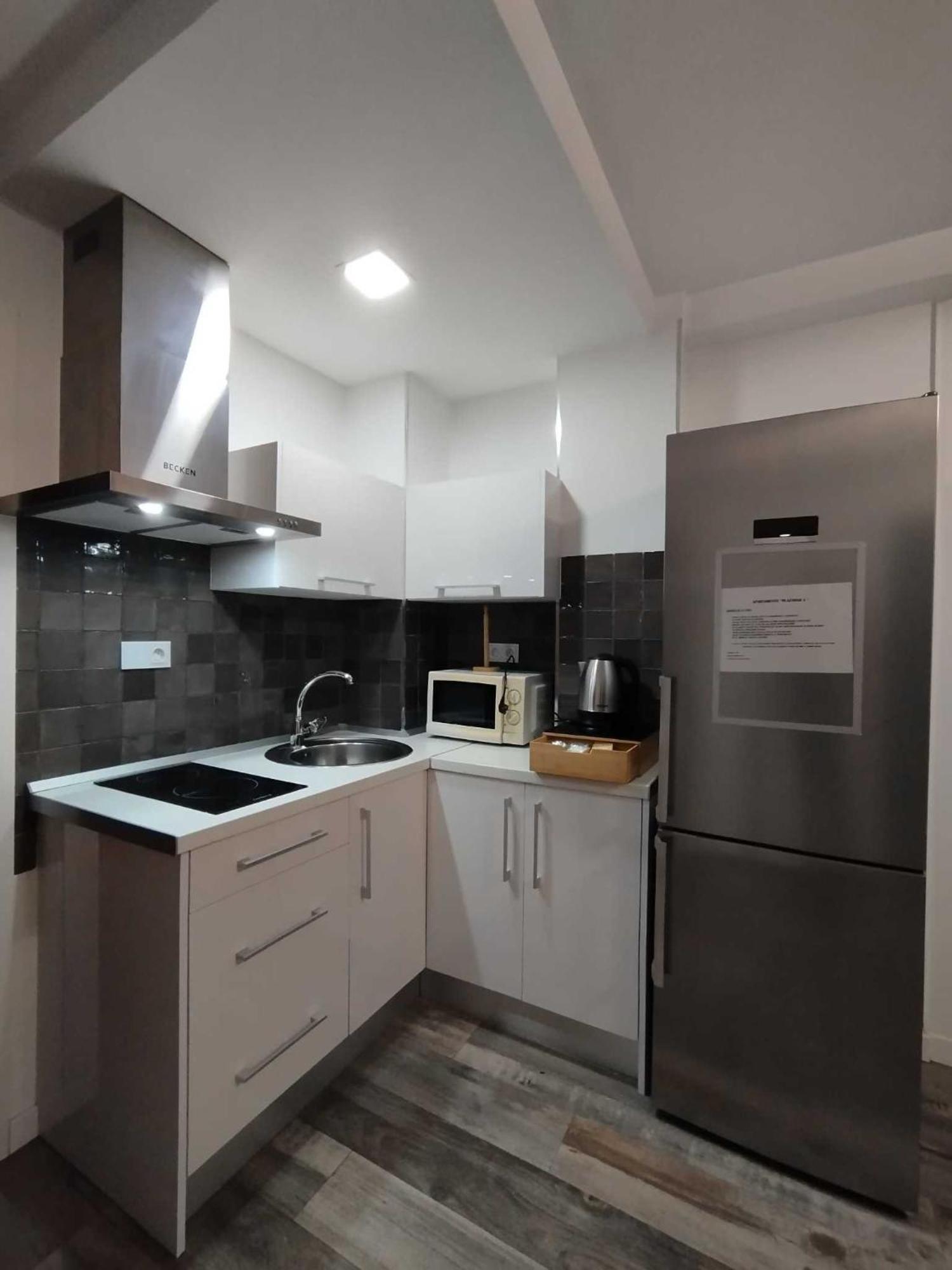 Plazamar Centro Apto 1 Dorm 3 Huesped Playa Wifi Торре-дель-Мар Экстерьер фото